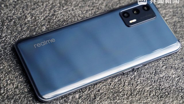 “游戏体验”加分，但realme想用新机GT Neo2T打动更多用户