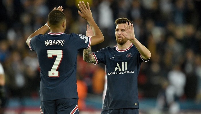 梅西双响刷新纪录，巴黎圣日耳曼连胜仍未摆脱质疑