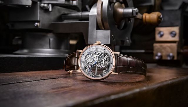 在对地心引力和历史流逝的抵抗中，胜者只有陀飞轮