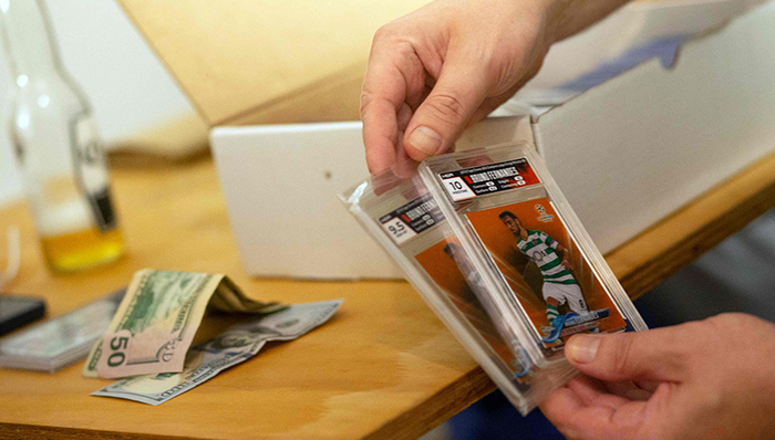 球星卡供应链也遇产能挑战，但长期价值仍是竞逐对象