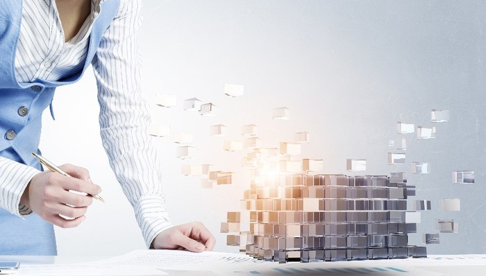 跨境互联网券商被央行官员界定为“非法金融活动”，富途、老虎证券闻声大跌，影响有多大？