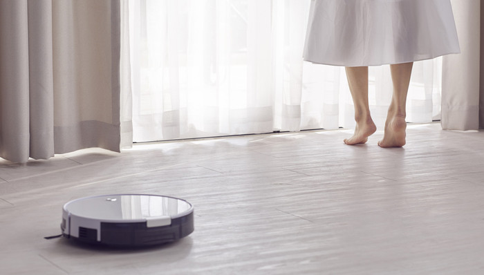 研发投入与存货金额均持续升高，石头科技第三季度营收14.79亿元