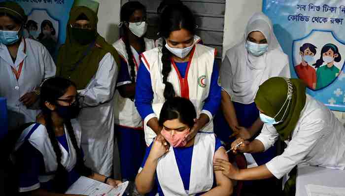 日本疫情降温或因病毒突变，美国下周为5至11岁儿童接种辉瑞疫苗 | 国际疫情观察（11月2日）