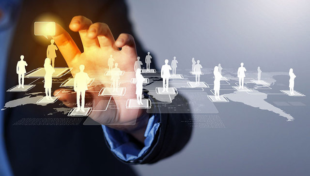 谷歌,硅谷,美剧,HR,科技公司,Coinbase,股票激励,Stripe,Uber,绩效考核