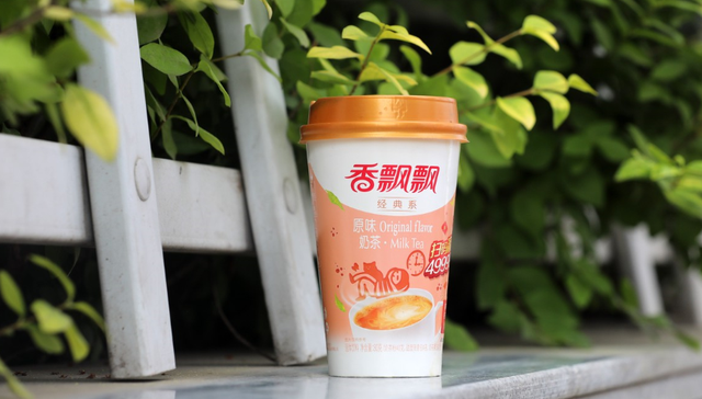 新茶饮,杯装奶茶,香飘飘