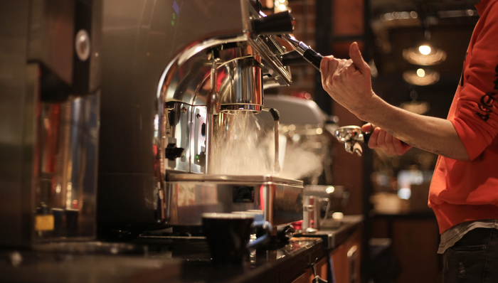 咖啡店数量暴涨，咖啡机断货