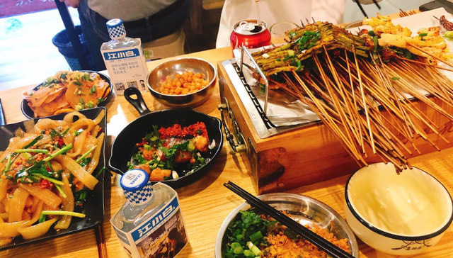 江小白,消费,投资