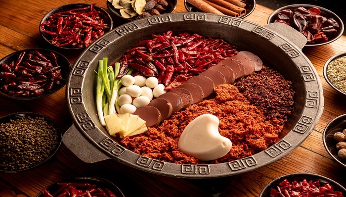 财说 | 今年市值蒸发2323亿港元，海底捞关店的真正原因是什么？