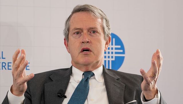 美联储进入“换届季”，拜登会让鲍威尔走人吗？