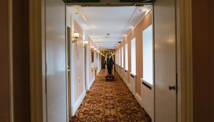 酒店品牌,业绩下滑,品牌升级