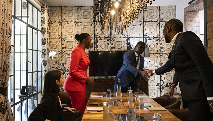 揭秘非洲十大家办：全球知名钻石大亨家族的两大家办上榜