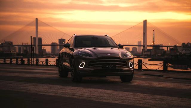 阿斯顿·马丁开始“触电”，搭载轻混技术的DBX STRAIGHT-SIX上市