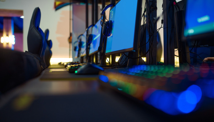 英雄联盟手游首个全球赛事赛程开启，将于11月21日决出冠军