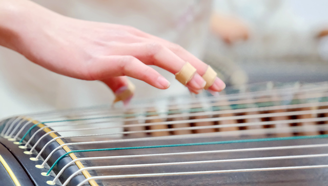 天猫发布双11十大趋势单品，00后抄经、临帖、弹古筝