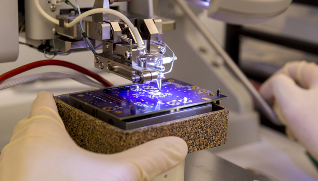 业绩翻番股价却回撤30%，兆易创新值得投资吗？ |  芯片设计进化论⑧