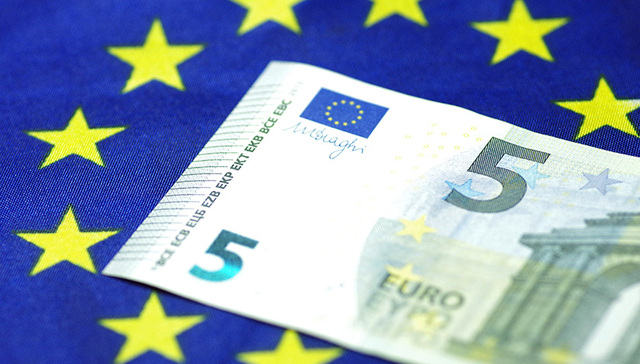 房价股价蹭蹭上涨，欧洲央行警告房地产和金融市场泡沫