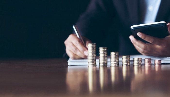 股价下跌,地产商