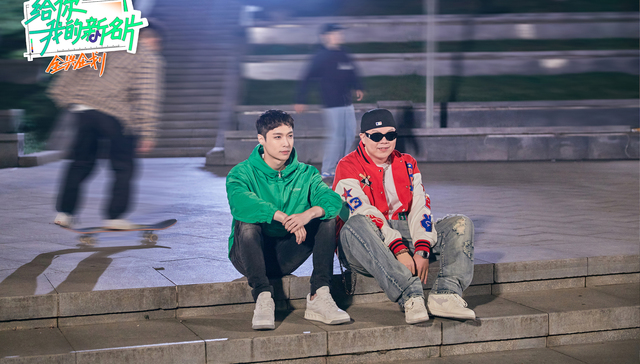 综艺讯 | 张艺兴加盟抖音新综艺《给你，我的新名片》 优酷《追光吧！》定档11月21日