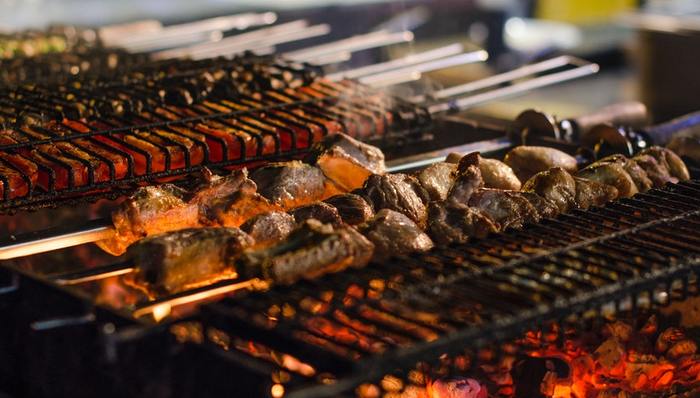 烧烤品类,门店扩张,社交需求