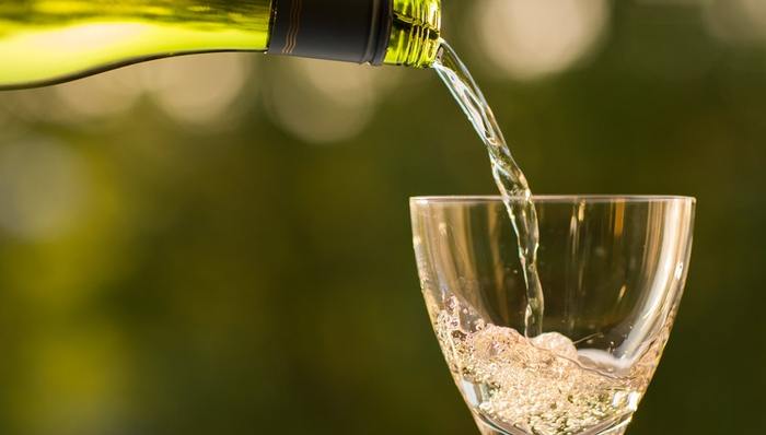 吉宏股份,酱酒热,营销