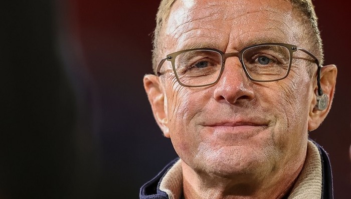 曼联比国足先换帅，朗尼克开启德系改造尝试