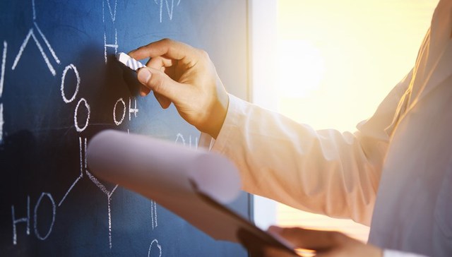 直通部委 | 教师法修订草案：教育惩戒为教师基本权利 最高检：新型开设赌场犯罪高发