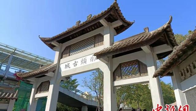 南头古城,明朝建立,文化源头,基因,文化创意,牌坊,大湾,城中村,街巷,古香古色