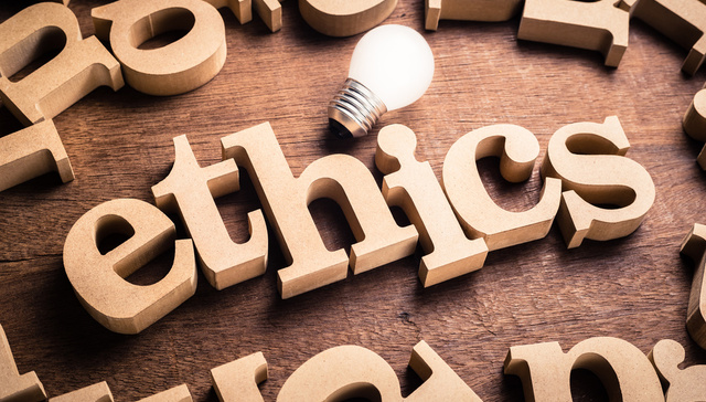 亲组织不道德：为什么员工会为了公司利益做“坏事”？