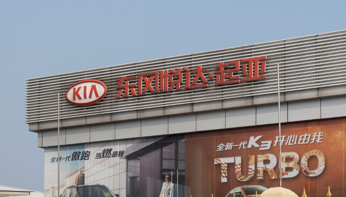 持续亏损,销量下滑