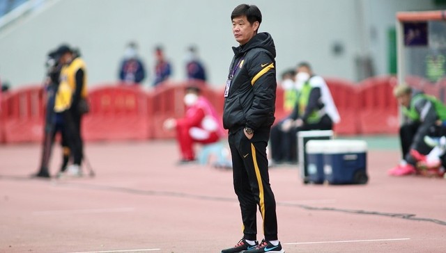 李霄鹏成国足新任主帅，“好好先生”压力不输李铁