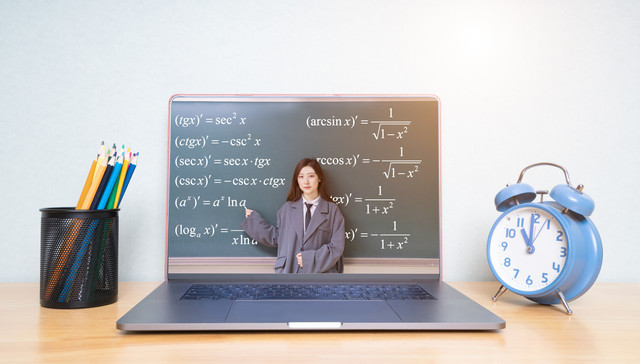 【评论】建设教师在线辅导云平台，会变成学生集体补课吗？