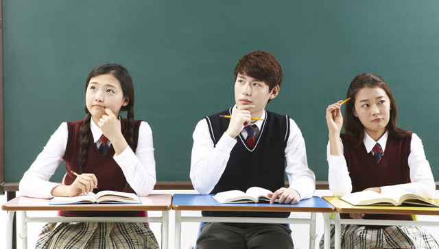 一起教育科技年底关停K12校外学科培训，转型校内SaaS服务商