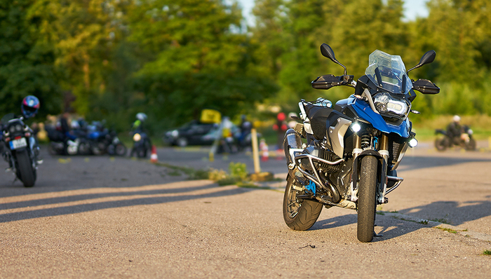 钱江摩托和美国哈雷成立合资公司，将在中国产销338CC、500CC摩托车