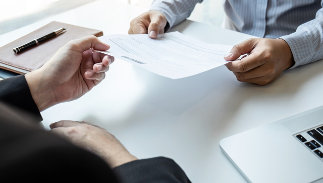 11月份互联网大厂招聘数据：人才需求整体下降，平均月薪仍超2万元