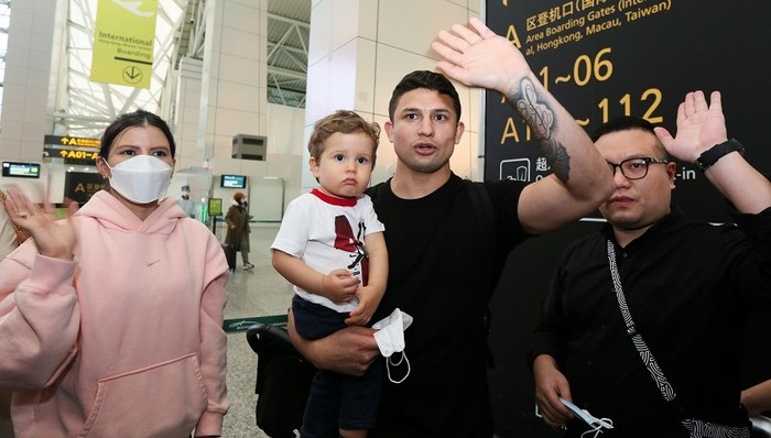 普遍欠薪的中超迎来重启，归化球员流失国足或再现“全华班”