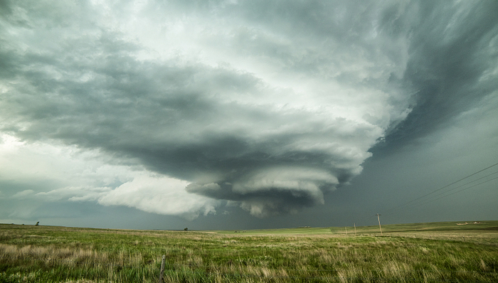 “禁手机令”让亚马逊6名工人死在龙卷风下？