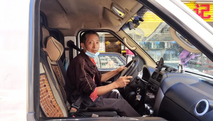 【特写】华强北的摆渡人