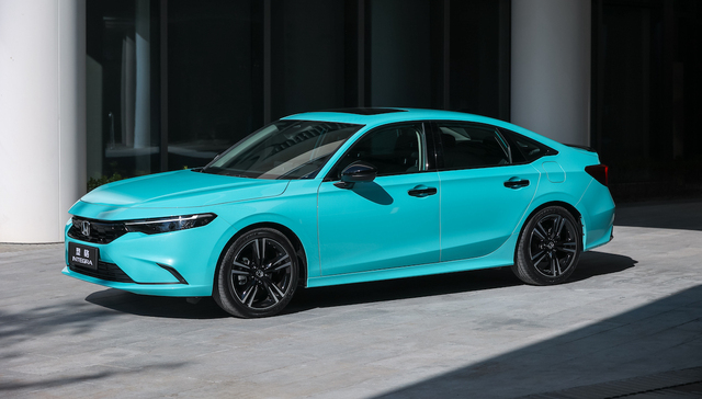 广汽本田为年轻人造了一台“新思域”，甚至还配了手动挡