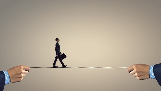 *ST澄星,问询函,司法拍卖,变更实控人,立案调查,减持