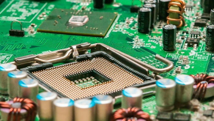 亚马逊公布自研服务器芯片最新进展，造芯版图持续扩张