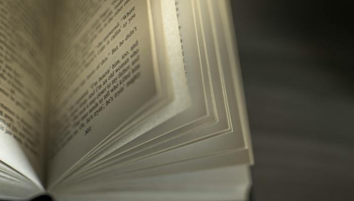 内容创作,版权收入,商业模式