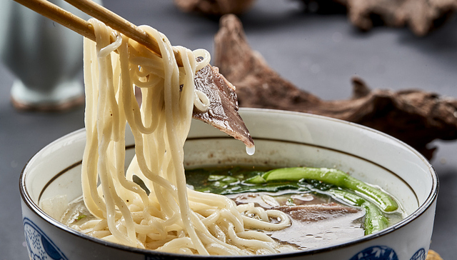 兰州拉面,张拉拉,陈香贵,马记永