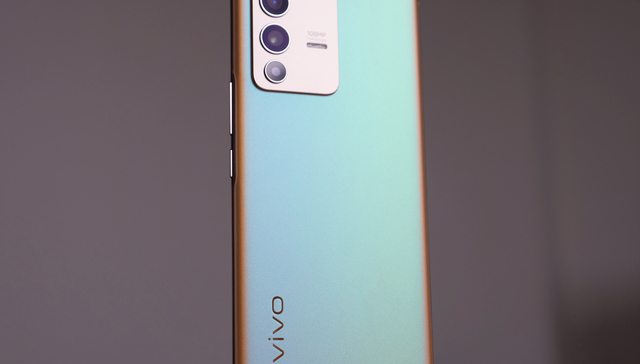 前置双摄+四柔光灯，vivo S12 Pro会是新一代自拍神器吗？