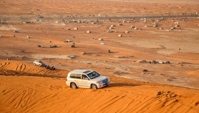 【特写】在沙特造一辆车有多难？