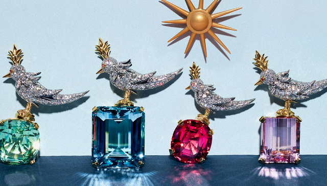 蒂芙尼重现传奇设计师作品，麦昆The Curve手袋上线男士大号版丨是日美好事物