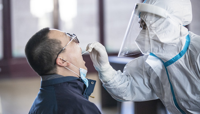 隔离一日赔付200元？多位隔离险投保人理赔遭拒，次密接、东三省、全域管控均不在赔付范围