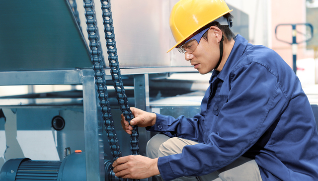 报告：蓝领人才需求旺盛，企业平均招聘月薪7653元