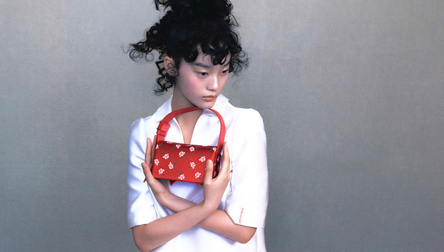 小CK和SHUSHU/TONG惊喜联名，ZEESEA“胡桃夹子”梦幻彩妆丨是日美好事物