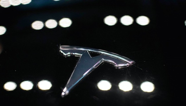 特斯拉2021年交付量达93.6万辆，连续6个季度创纪录