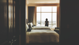 高奢酒店，为何都有一个“超级商场”梦？